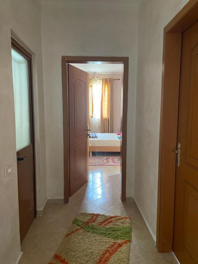 B&B - Private Rooms 2 Tirana Bagian luar foto