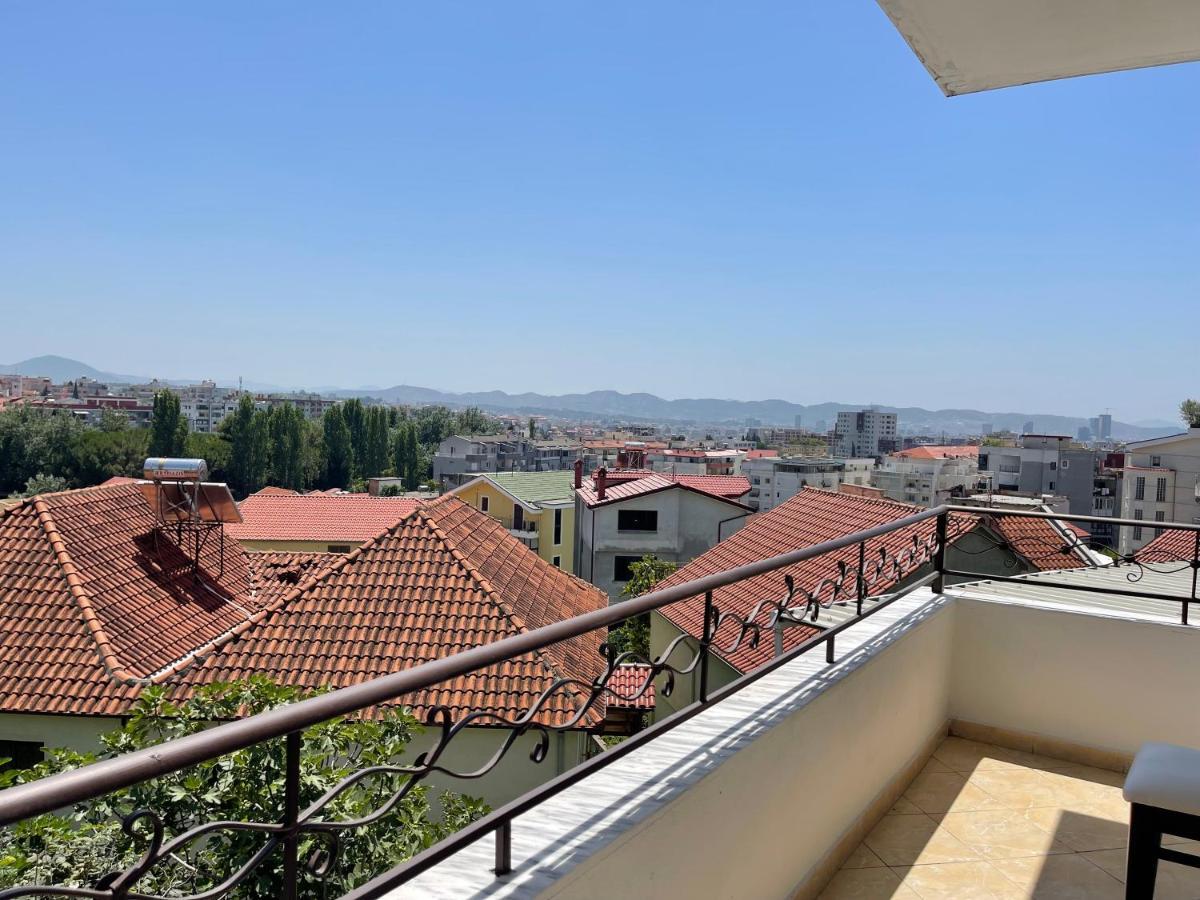 B&B - Private Rooms 2 Tirana Bagian luar foto